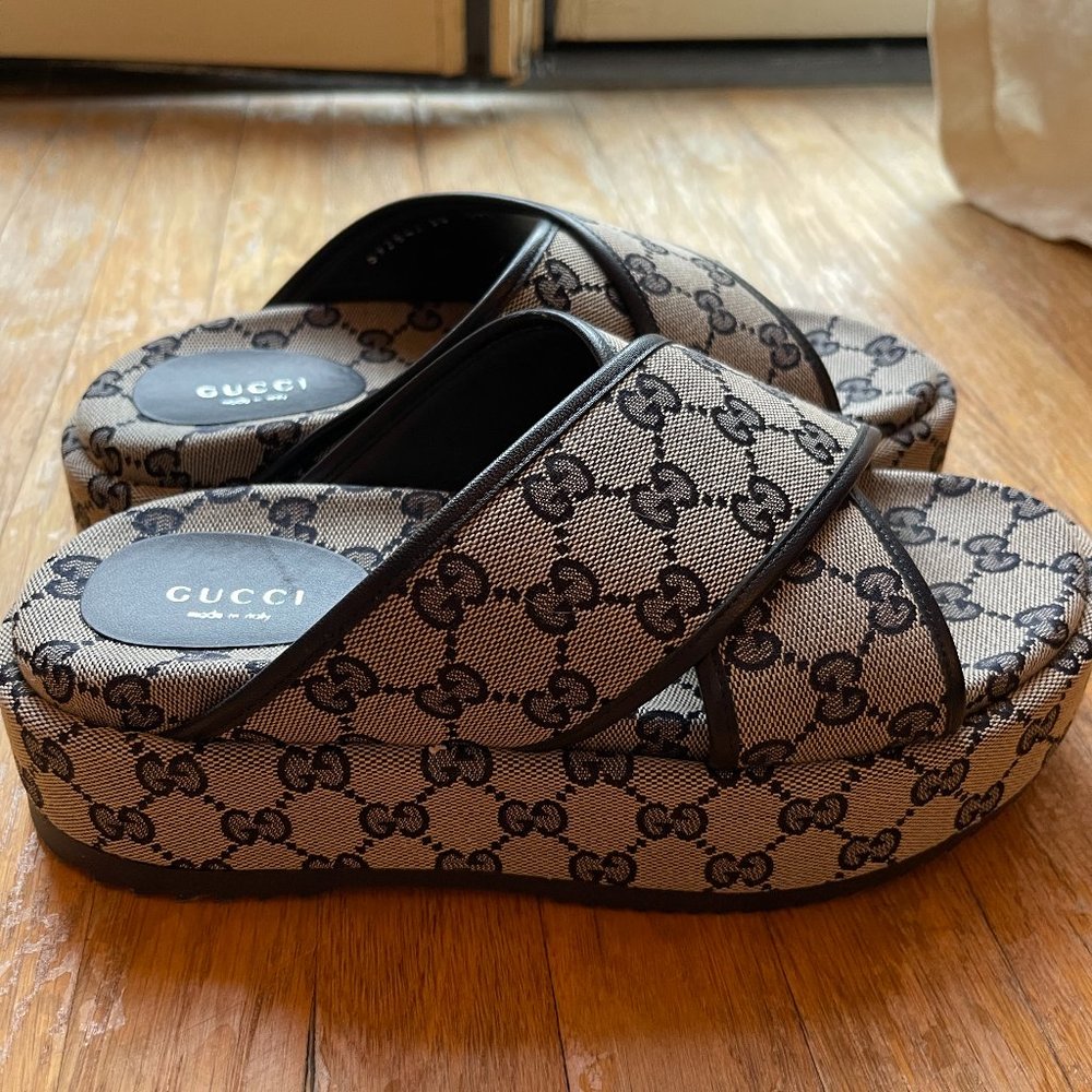 Gucci Brand New with Box Platform GG Sandals